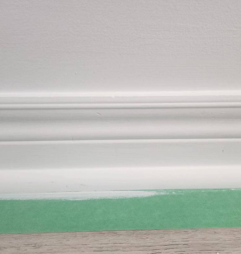 How to remove Painter`s tape without damaging the painted surface